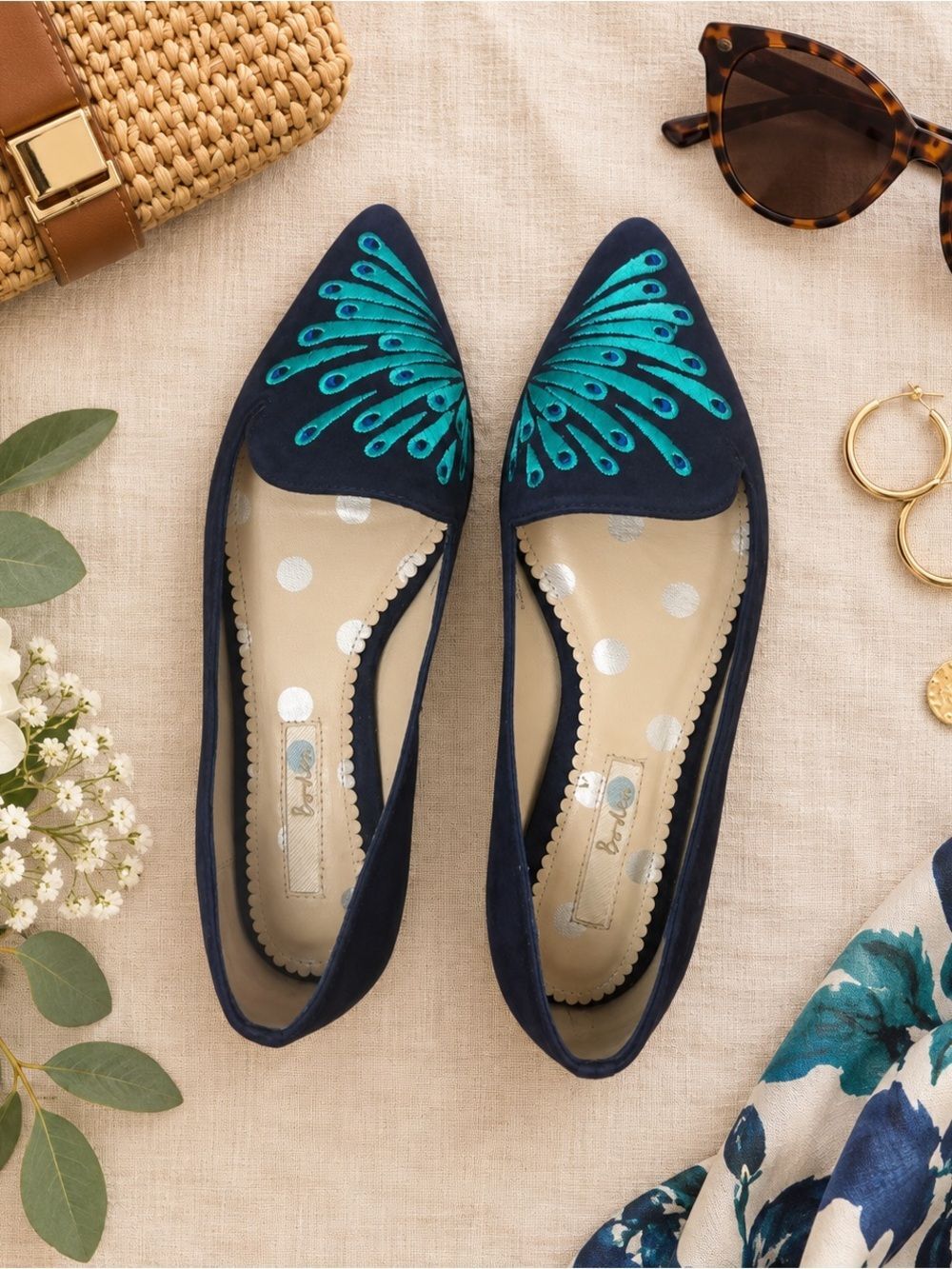 Boden Abbie Navy Peacock Embroidered Pointed Toe Flats Size 7.5